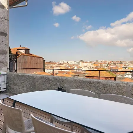 Rooftop Balcony At Historic Center Appartamento Oporto